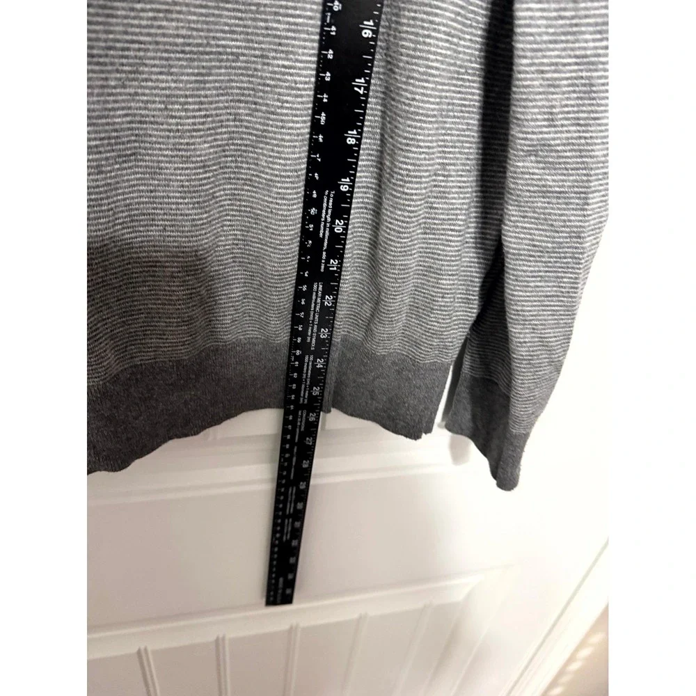 Banana Republic Eco Sweater Mens M Grey Micro Stripe Crewneck Long Sleeve Knit